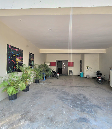 Rackonnect Smashers Badminton Arena - Image 8