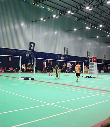 Rackonnect Strings & Feathers Badminton Arena | Sportbit - View 3