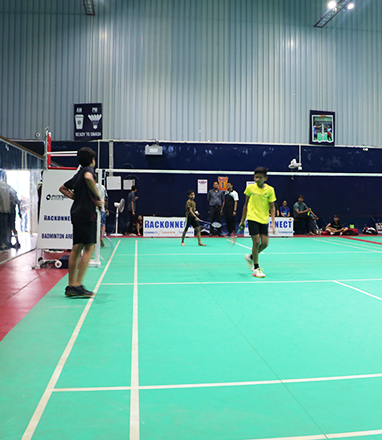 Rackonnect Strings & Feathers Badminton Arena | Sportbit - Image 4