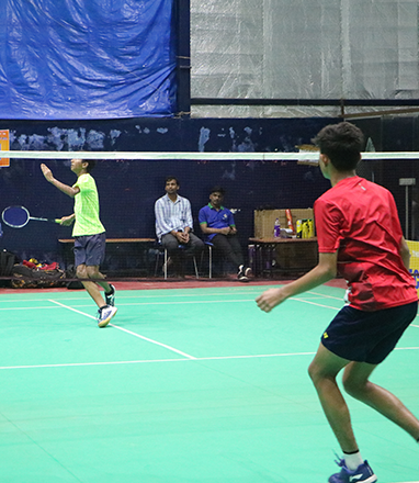 Rackonnect Strings & Feathers Badminton Arena | Sportbit - Image 7